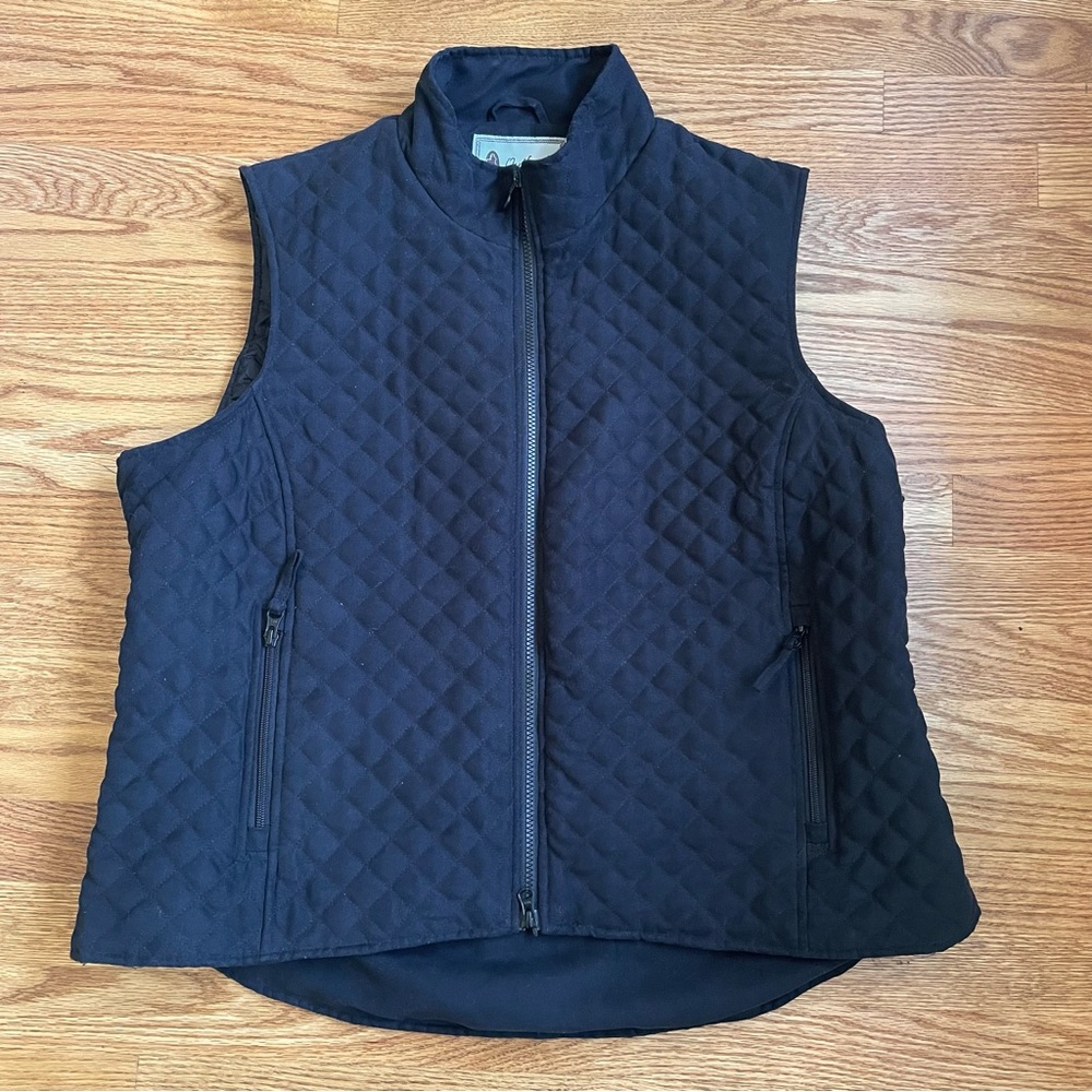 Outback Trading Co 2X Black Vest Good Condition